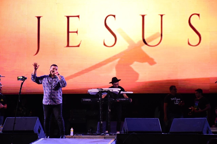 som gospel fora das paredes das igrejas